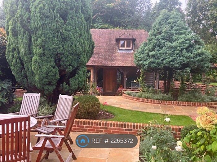 1 Bedroom Detached House To Rent In Kept Private, Shenfield, CM15