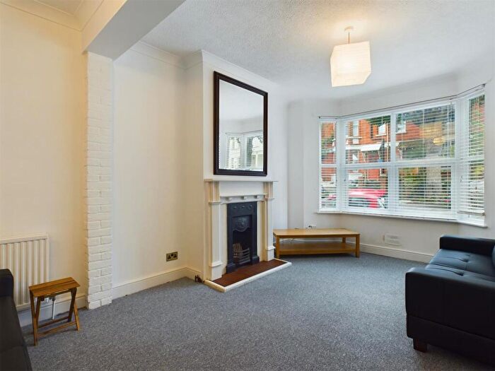 4 Bedroom Terraced House To Rent In Riley Road, Brighton, East Sussex, BN2