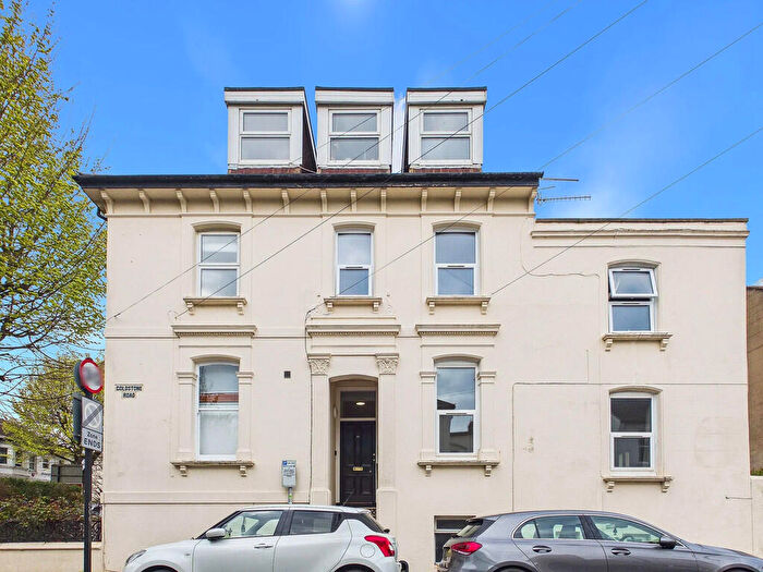 1 Bedroom Flat To Rent In Sackville Road, Hove, BN3