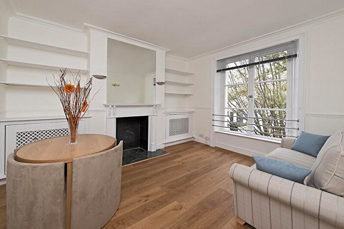 1 Bedroom Flat To Rent In Gunter Grove, Chelsea, SW10