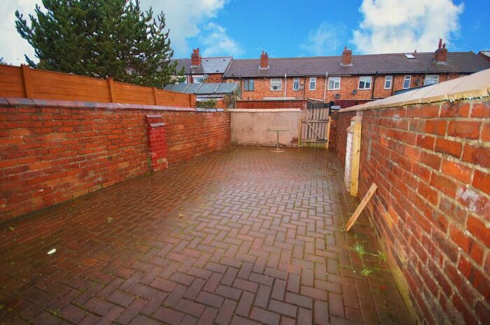 4 Bedroom Terraced House To Rent In Bolingbroke Road, Coventry, CV3