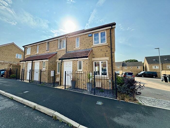 2 Bedroom End Of Terrace House For Sale In Lapwing Close, Yeovil, Somerset, BA22