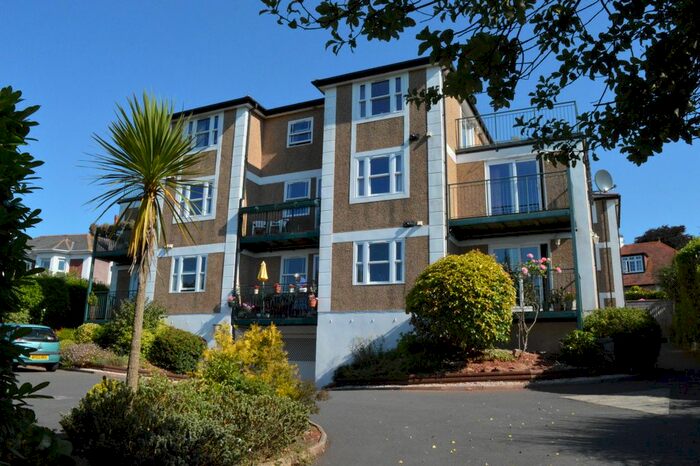 2 Bedroom Flat To Rent In Palermo Road, Torquay, TQ1