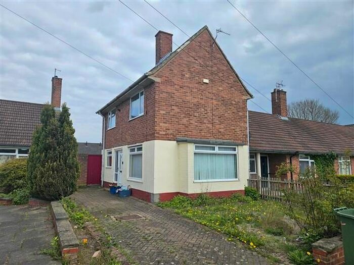 2 Bedroom End Of Terrace House To Rent In Easington Road, Stockton-On-Tees, TS19