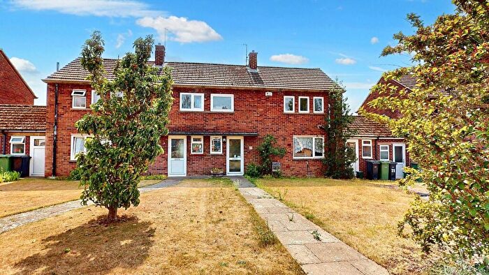 3 Bedroom Terraced House For Sale In Hawkins Way, Wootton, OX13
