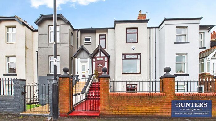 3 Bedroom Terraced House For Sale In Side Cliff Road, Roker, Sunderland, SR6