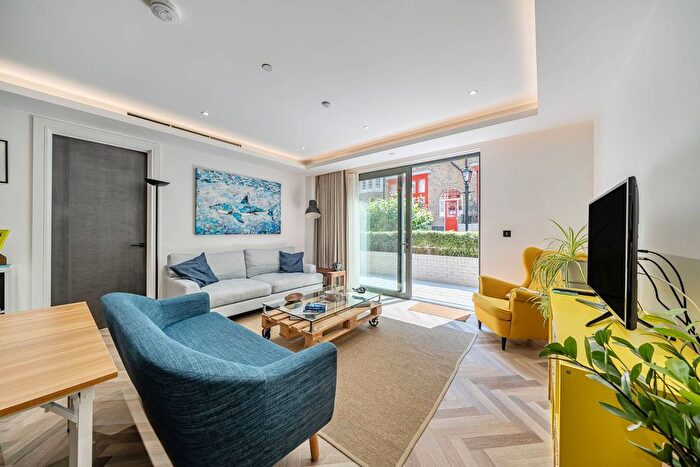 2 Bedroom Flat To Rent In Cuthbert House, Borough, London, SE1