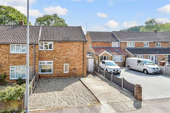 2 Bedroom End Terrace House For Sale In Silverweed Road, Walderslade, Chatham, Kent, ME5