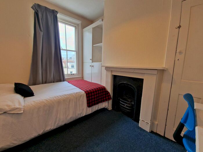 3 Bedroom Maisonette To Rent In Stanley Road, Brighton, BN1