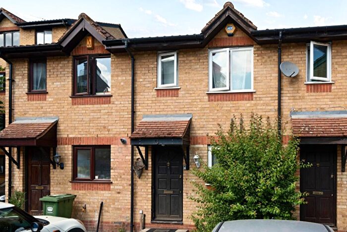 2 Bedroom Terraced House For Sale In Baildon Street, London, SE8