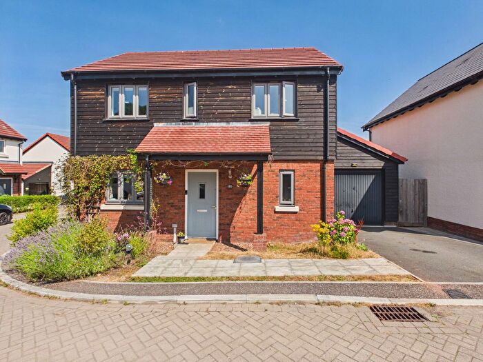 3 Bedroom Detached House For Sale In King Alfred Way, Newton Poppleford, EX10