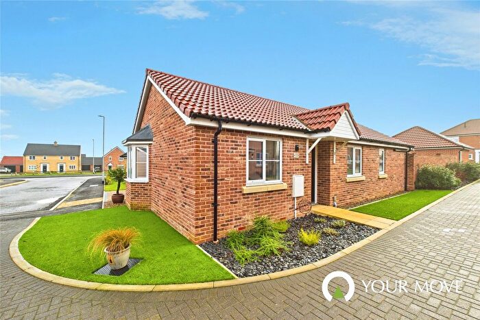 3 Bedroom Bungalow For Sale In Ellis Drive, Bungay, Suffolk, NR35