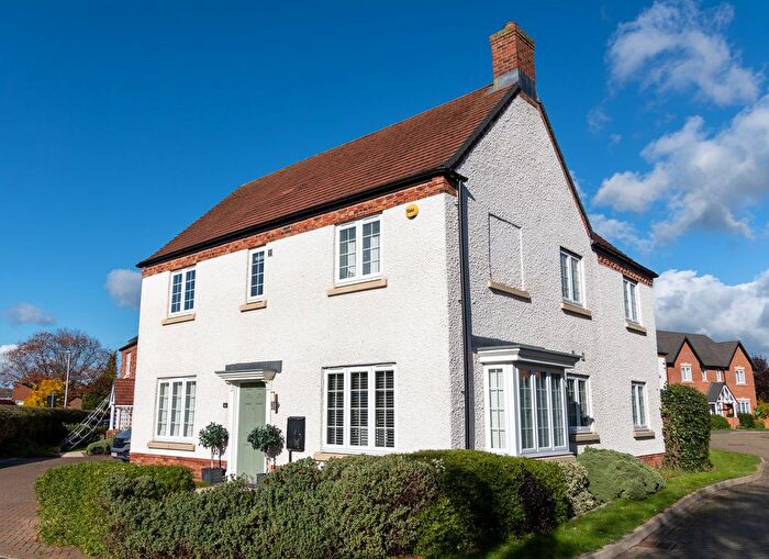 4 Bedroom Detached House For Sale In Carthusian Close, Wolston, Rugby, CV8