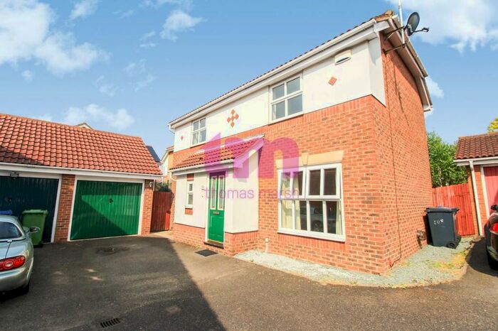 3 Bedroom Detached House To Rent In Grifon Road, Chafford Hundred, RM16