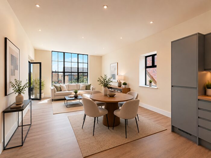 3 Bedroom Flat To Rent In Carlyle Road, Ealing, W5