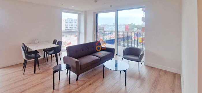 2 Bedroom Flat To Rent In Waterview House, Quay Walk, Wembley, HA0