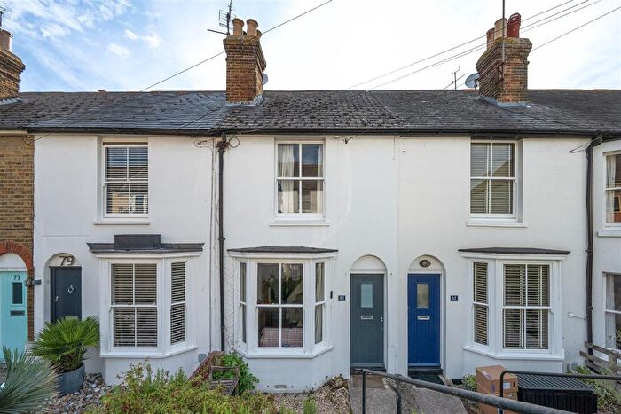 2 Bedroom Terraced House For Sale In Island Wall, Whitstable, CT5