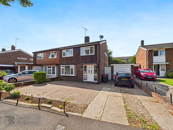 3 Bedroom Semi-Detached House For Sale In Furnace Drive, Furnace Green, Crawley, RH10
