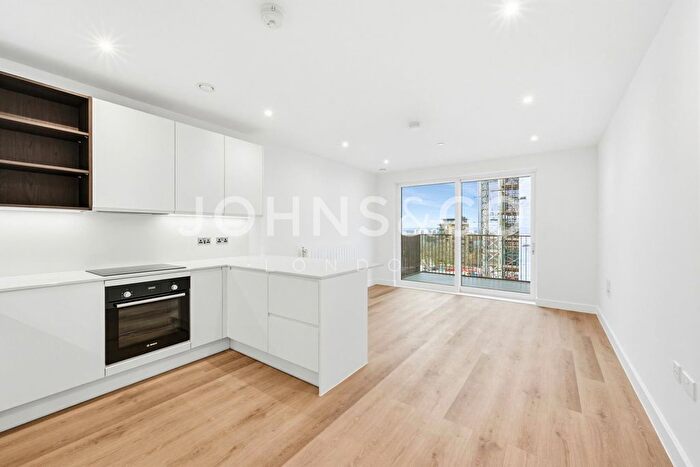 1 Bedroom Flat To Rent In Barber House, Kidbrooke Village, London, SE3