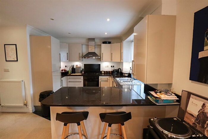 2 Bedroom Flat To Rent In Brittany Road, St. Leonards-On-Sea, TN38