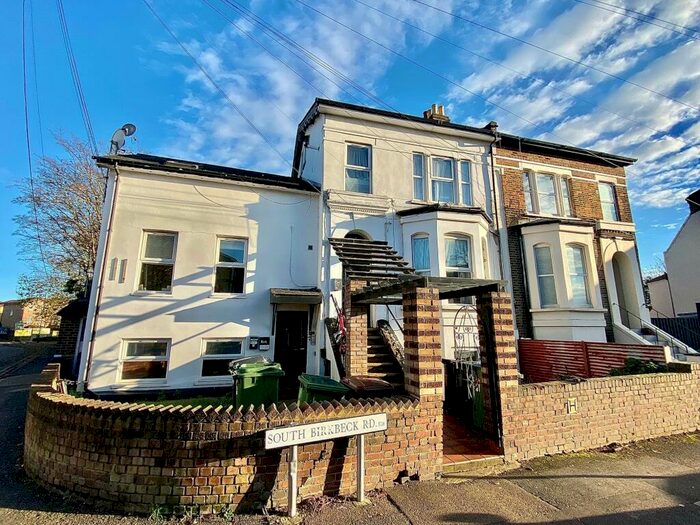 Studio To Rent In Leytonstone, London, E11
