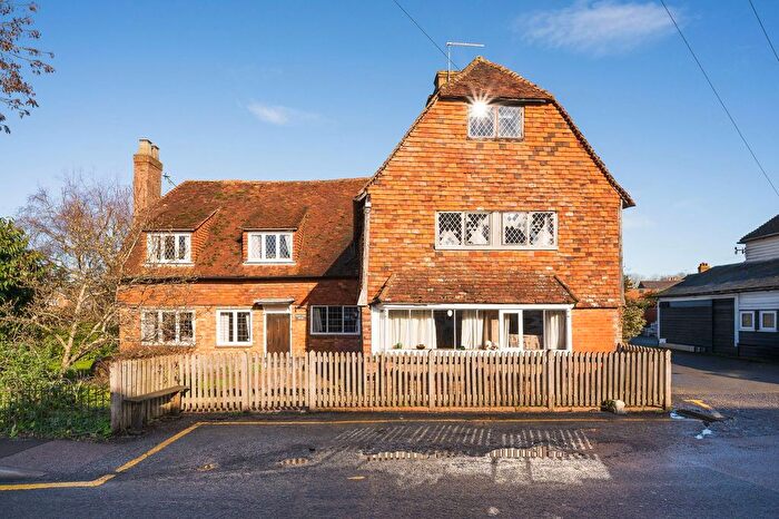 6 Bedroom Detached House For Sale In Marden, Kent, TN12