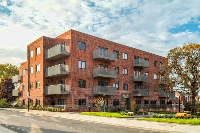 1 Bedroom Flat For Sale In Springfield Place, Glenburnie Road, SW17