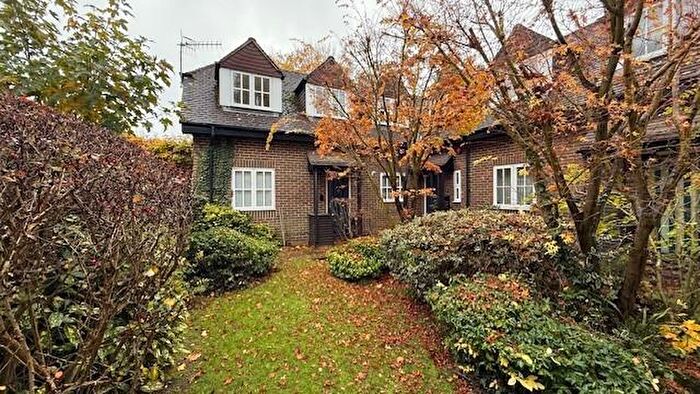 2 Bedroom Apartment To Rent In Hillier Road, Guildford, GU1