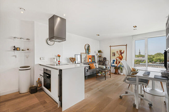 1 Bedroom Apartment For Sale In Avantgarde Place, London, E1