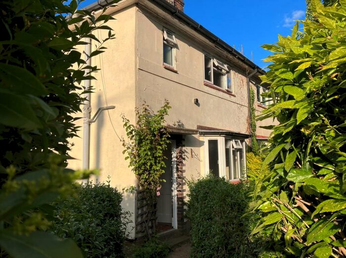 3 Bedroom Semi-Detached House For Sale In Summertown, Oxford, OX2