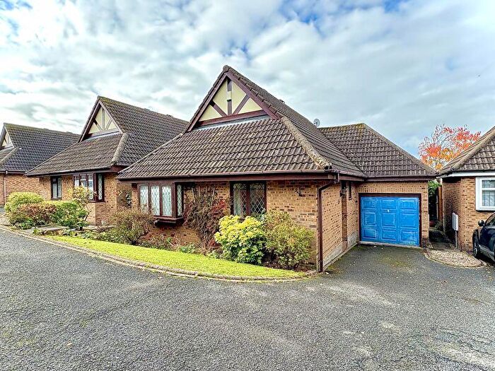 2 Bedroom Bungalow For Sale In Duke Street, Upper Gornal, DY3
