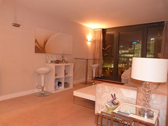 1 Bedroom Flat To Rent In Proton Tower, Docklands, E14