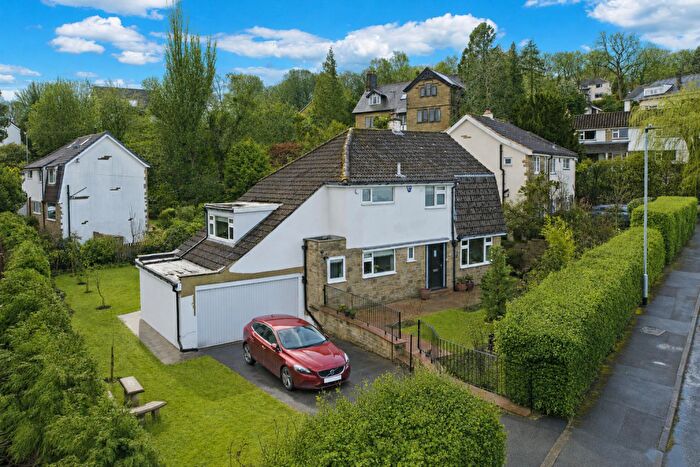 3 Bedroom Detached House For Sale In Brighton Road, Ilkley, LS29