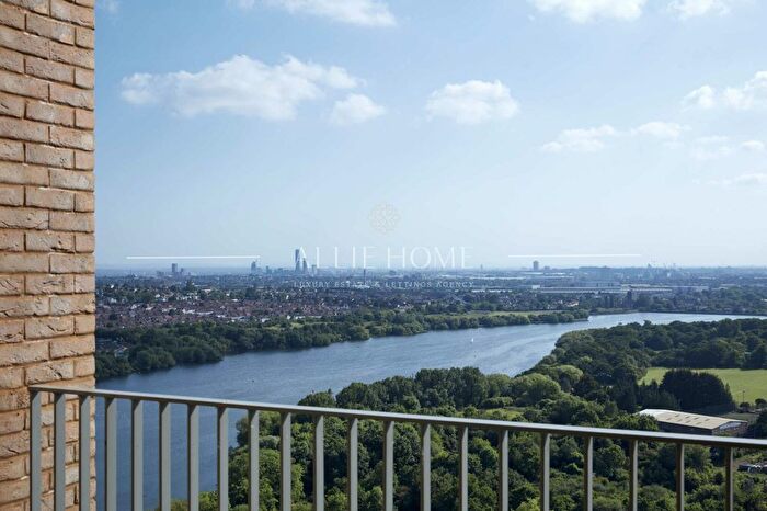 1 Bedroom Flat For Sale In Meadowlark House, Moorhen Drive, NW9