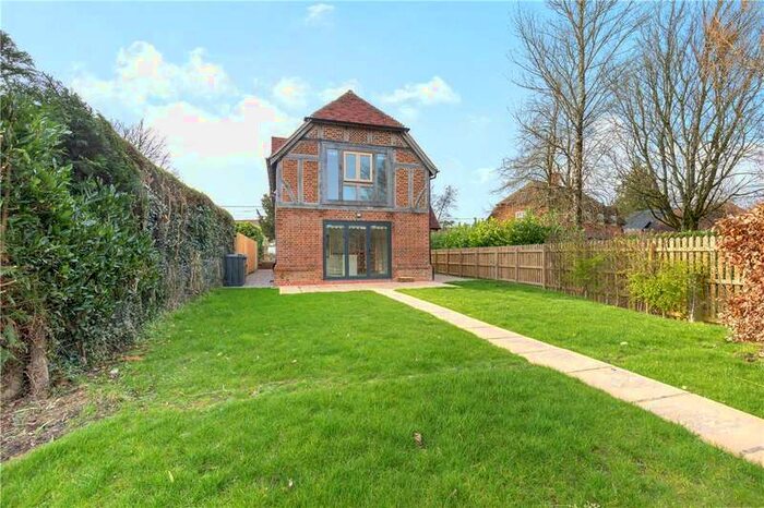 2 Bedroom Detached House For Sale In Dummer Down Lane, Dummer, Basingstoke, RG25