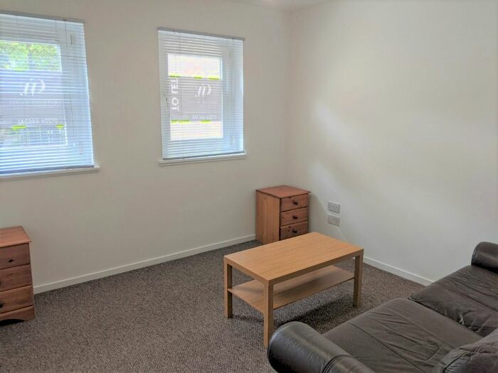 1 Bedroom Flat To Rent In King's Crescent, City Centre, Aberdeen, AB24