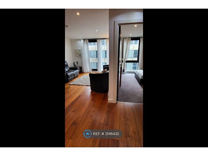 1 Bedroom Flat To Rent In St. Pauls Square, Sheffield, S1