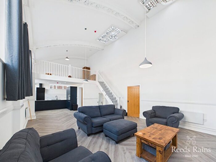 1 Bedroom Flat For Sale In George Street, Hull, East Yorkshire, HU1