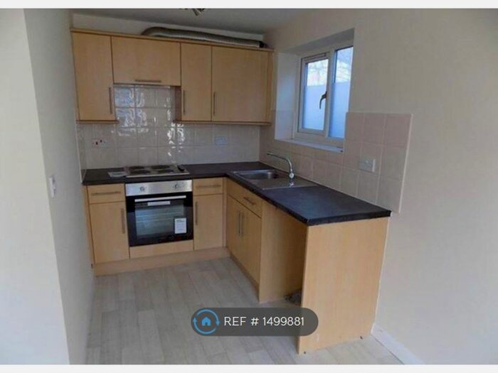 2 Bedroom Flat To Rent In Bolton Road, Bradford, BD2