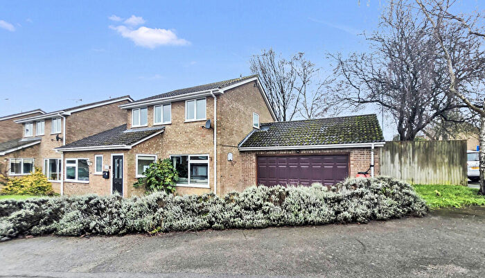 4 Bedroom Detached House For Sale In Roman Way, Brackley, NN13