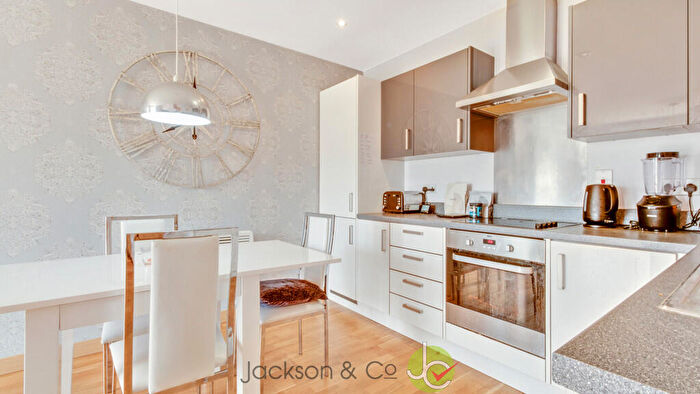 2 Bedroom Apartment To Rent In Sail House, Colchester, CO2