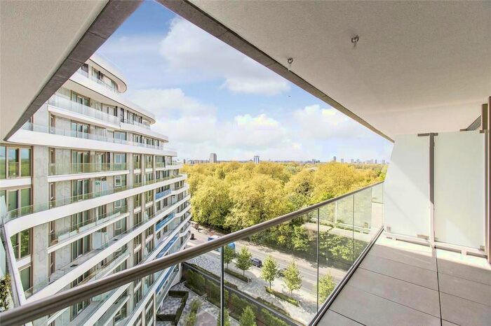 1 Bedroom Flat To Rent In Vista Chelsea Bridge, Battersea Park, London, SW11