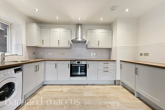 2 Bedroom Apartment To Rent In St. Philips Avenue, Worcester Park, KT4