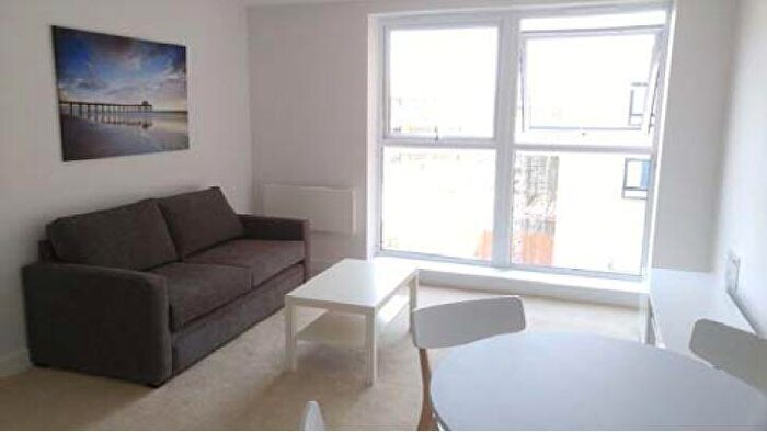 1 Bedroom Flat To Rent In Skylark House, Kennet Island, Reading, RG2