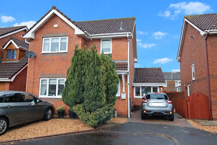 3 Bedroom Detached House For Sale In Lansborough Close, Leyland, Lancashire, PR25