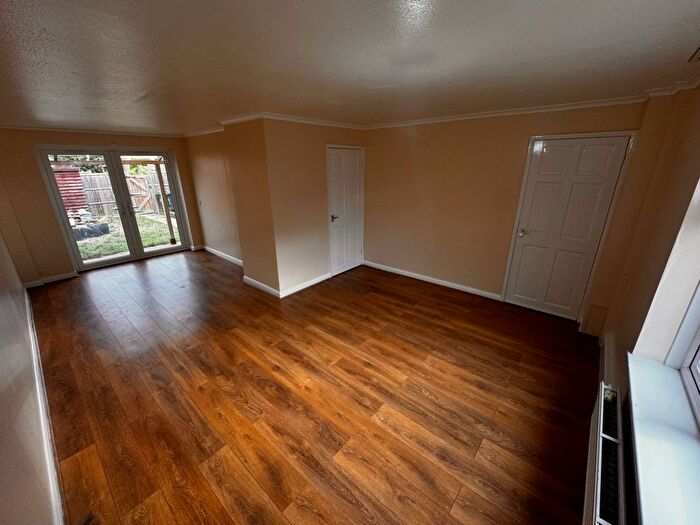 2 Bedroom Terraced House To Rent In Lawrance Gardens, Cheshunt, EN8