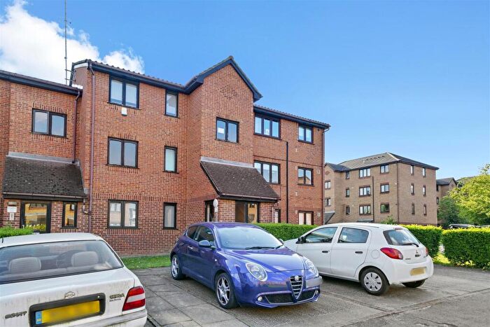 1 Bedroom Flat To Rent In Pempath Place, Wembley, HA9