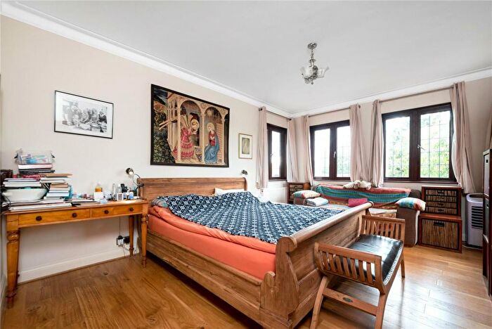 5 Bedroom Detached House For Sale In Hillbrow Road, Bromley, BR1