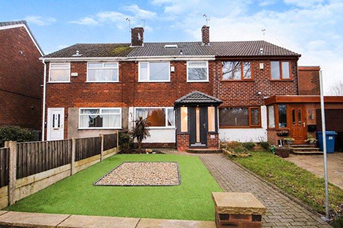 3 Bedroom Mews To Rent In Hardman Close, Radcliffe, M26