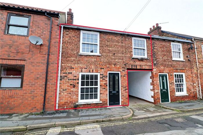 3 Bedroom Terraced House For Sale In Garden Street, Brigg, DN20